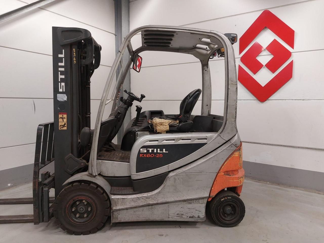 Diesel forklift- Photo 2