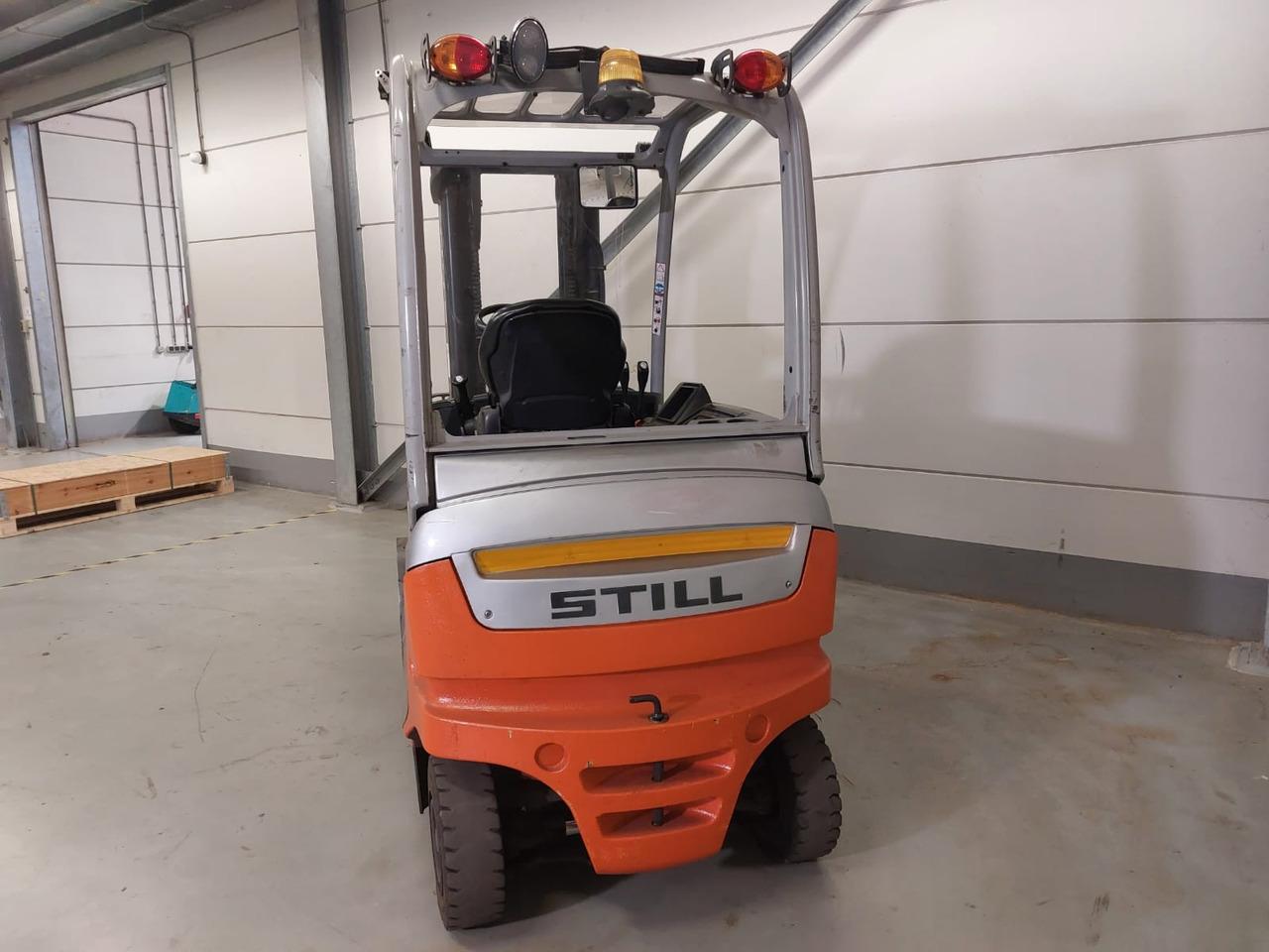 Diesel forklift- Photo 8