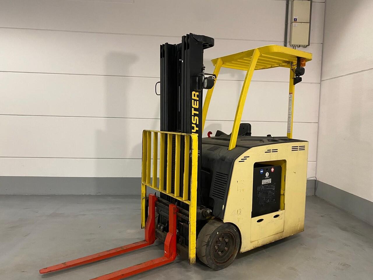 Electric forklift- Photo 3