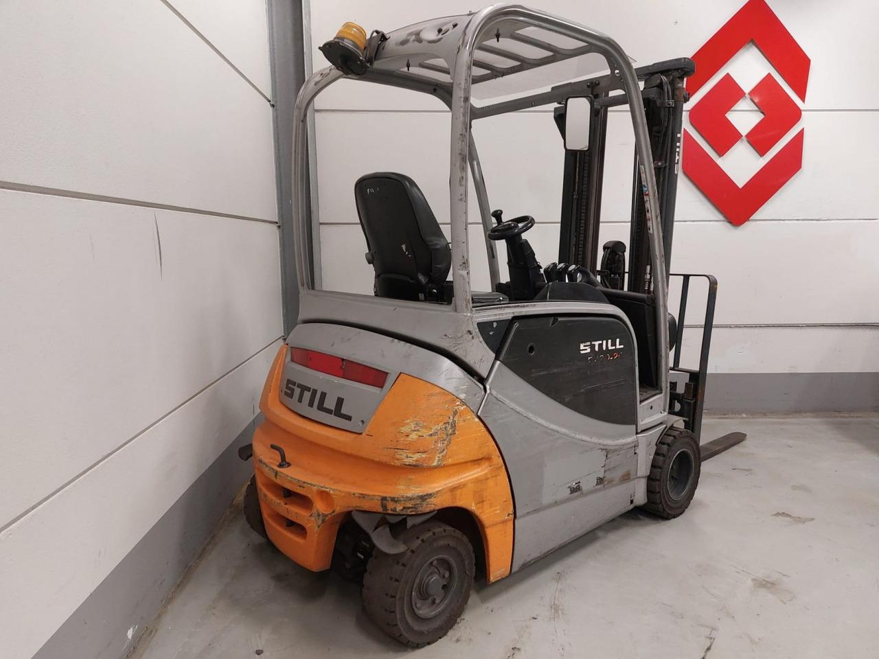 Diesel forklift- Photo 6