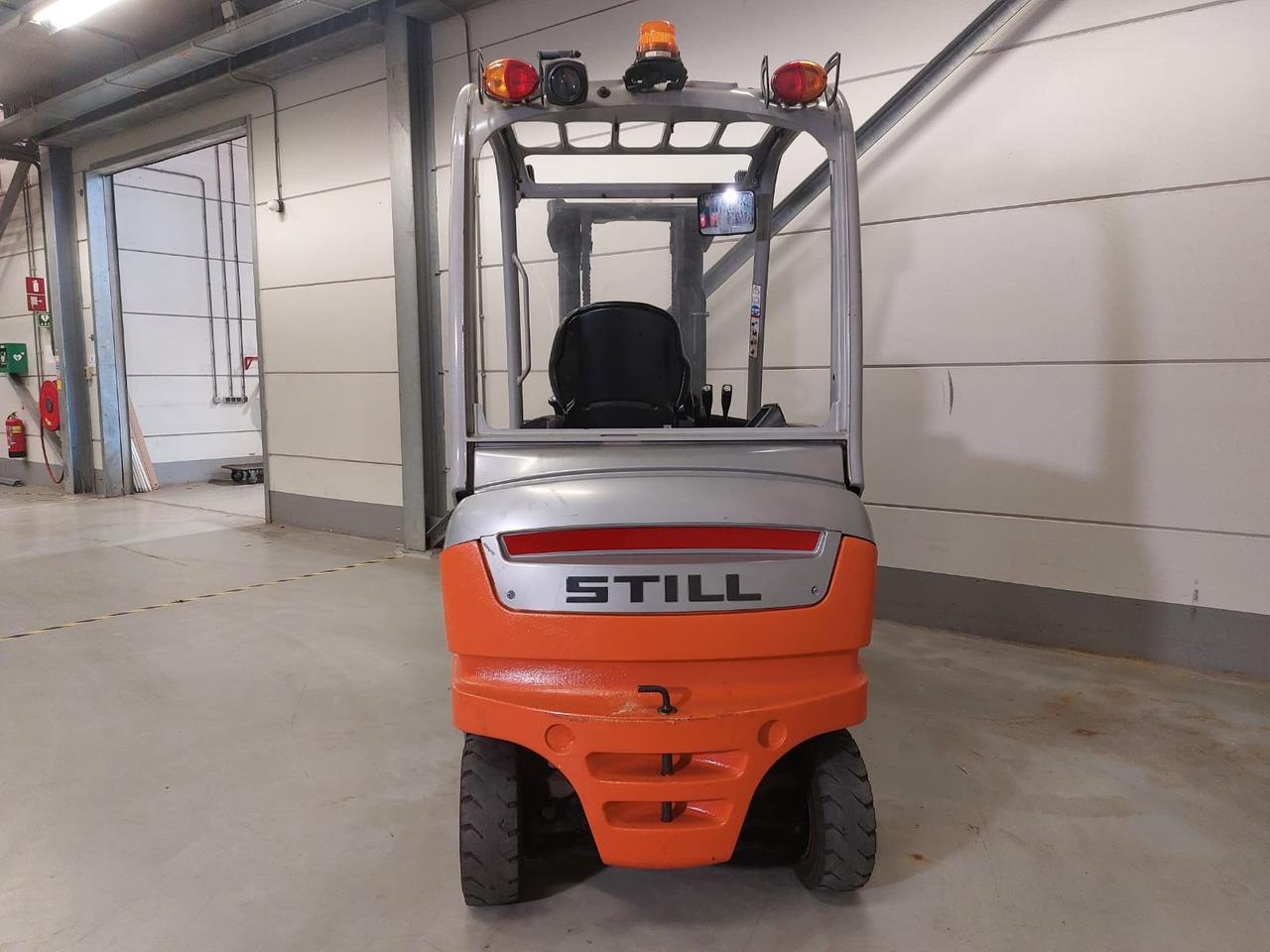 Diesel forklift- Photo 8