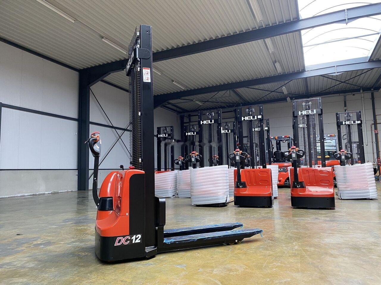 Stacker CDD12J CDD12J- Photo 5