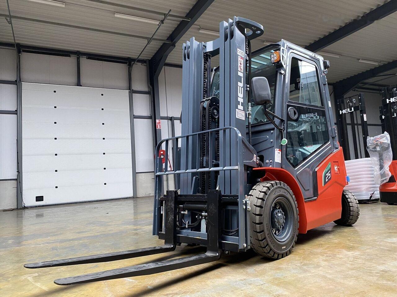 Diesel forklift CPD25-GB2LI-M CPD25-GB2LI-M- Photo 4