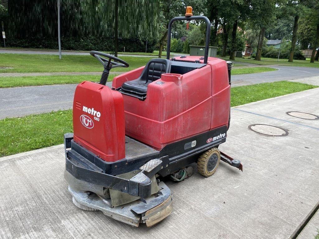 Kehrsaugmaschine Metro 1303 N Sweeper Metro 1303 N Sweeper- Photo 6