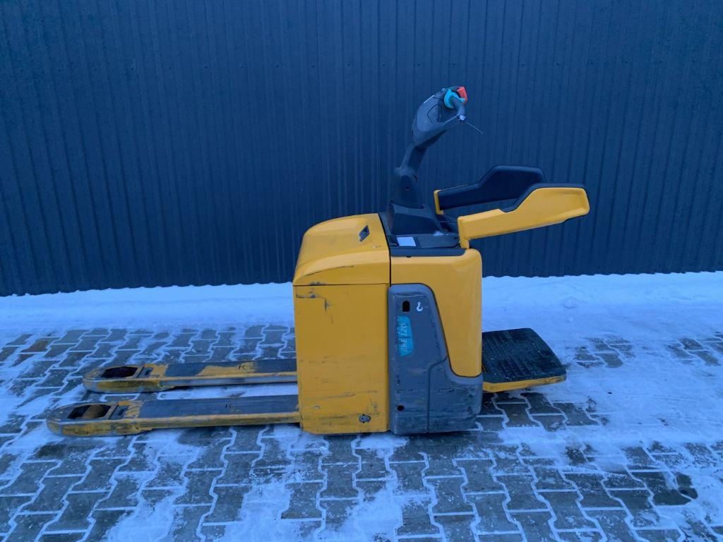 Pallet truck Jungheinrich ERE120 Jungheinrich ERE120- Photo 2