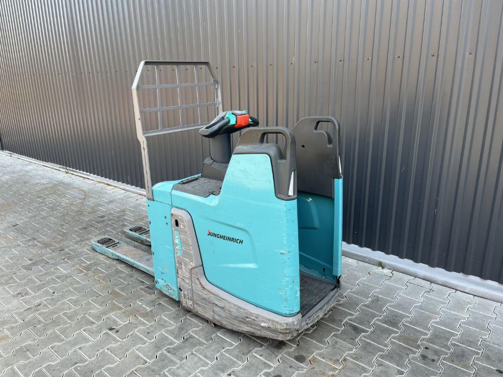 Pallet truck Jungheinrich ERE120 Jungheinrich ERE120- Photo 3