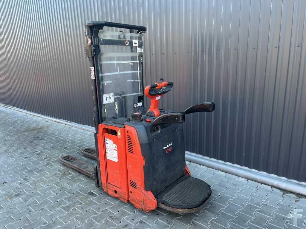 Stacker Linde D12AP Linde D12AP- Photo 3