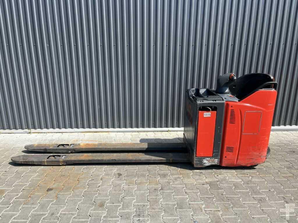 Pallet truck Linde T20SP-02 Linde T20SP-02- Photo 2