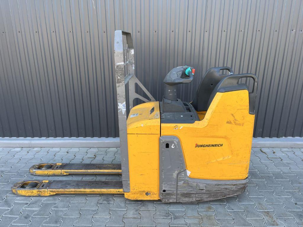 Pallet truck Jungheinrich ERE125 Jungheinrich ERE125- Photo 2