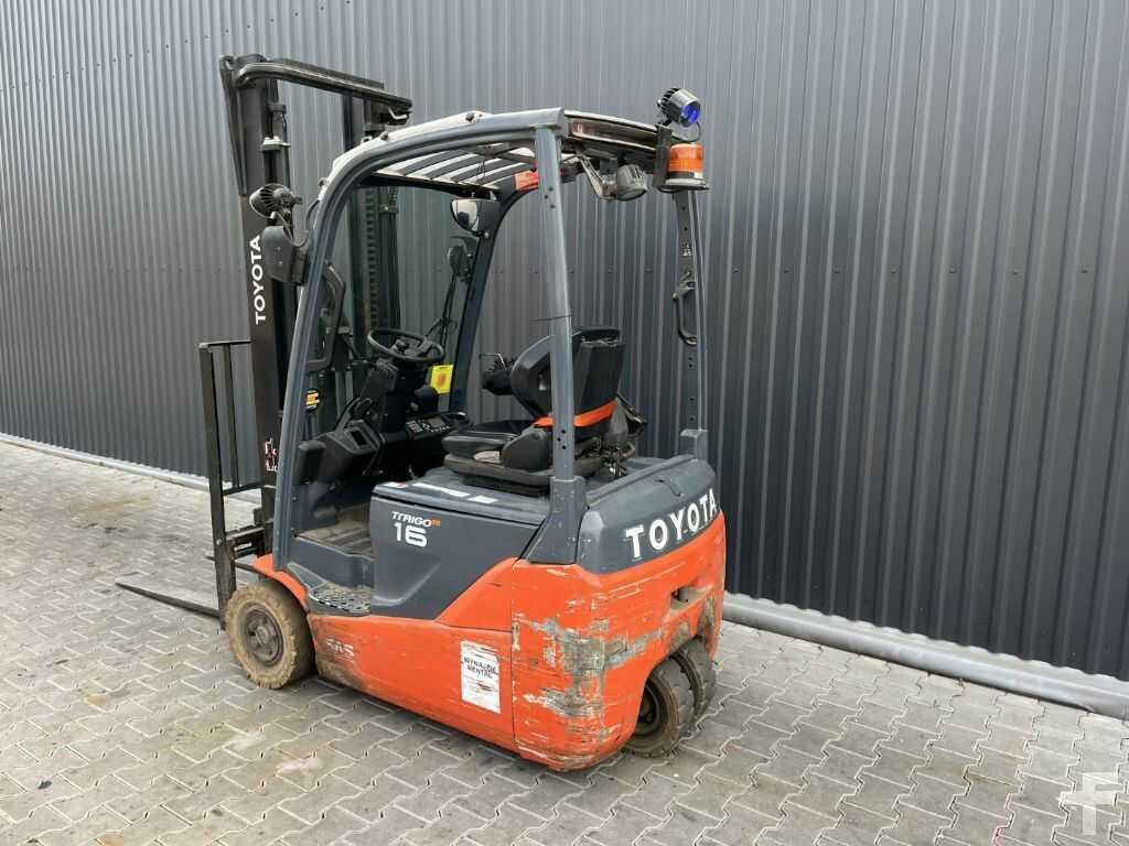 Electric forklift Toyota 8FBEK16T Toyota 8FBEK16T- Photo 3