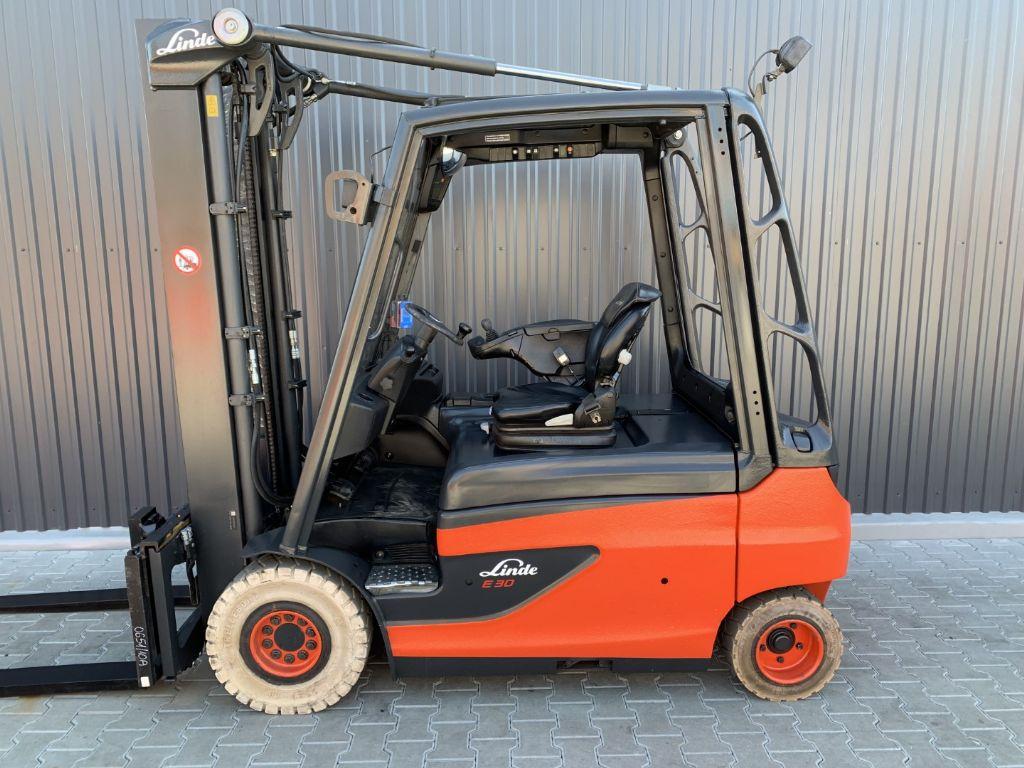 Electric forklift Linde E30L-01 Linde E30L-01- Photo 2