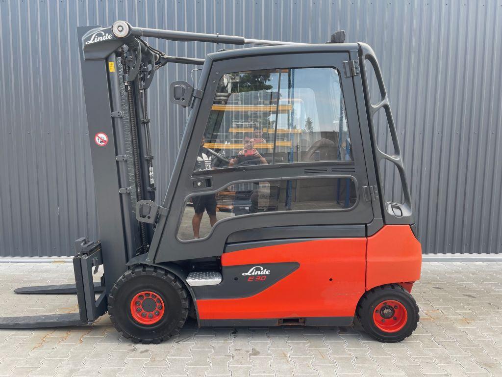 Electric forklift Linde E30L-01 Linde E30L-01- Photo 2