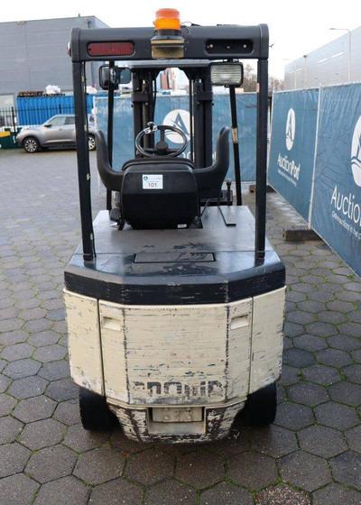 Electric forklift- Photo 4