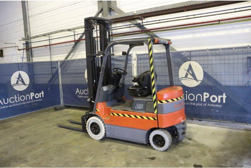 Electric forklift 7FBMF25 7FBMF25- Photo 3