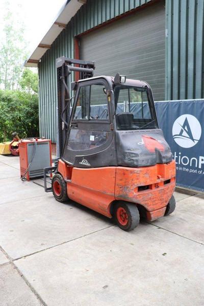 Electric forklift E30/600-02 E30/600-02- Photo 4