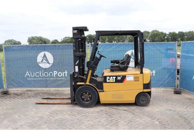 Electric forklift EP30K EP30K- Photo 2