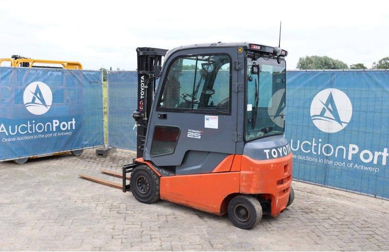 Electric forklift 8FBMKT25 8FBMKT25- Photo 3