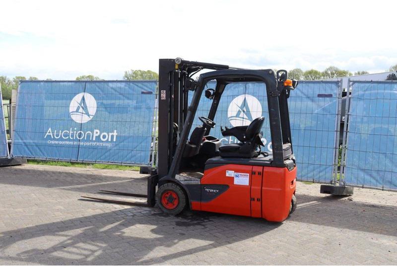 Electric forklift E16-02 E16-02- Photo 3