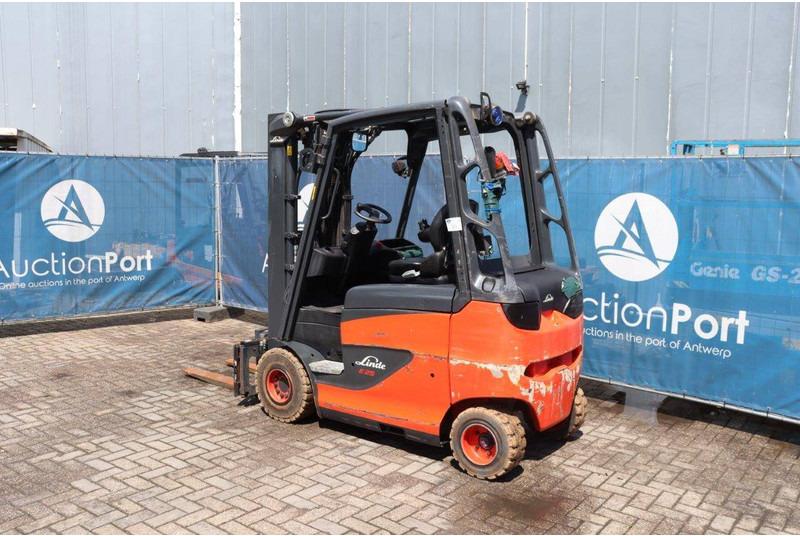 Electric forklift E25 E25- Photo 3