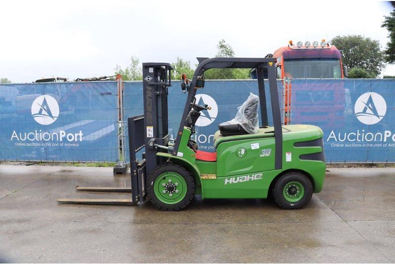 Electric forklift HEF30 HEF30- Photo 2