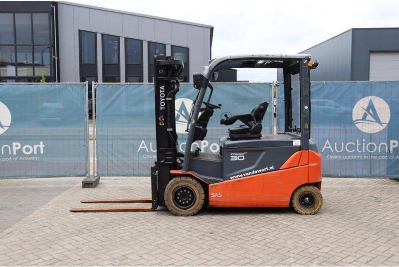 Electric forklift 8FBMT30 8FBMT30- Photo 2