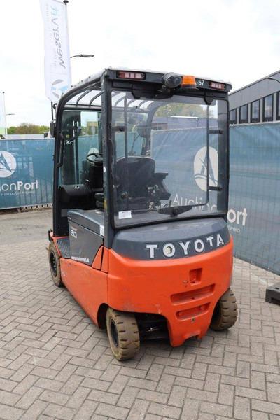 Electric forklift 8FBMT30 8FBMT30- Photo 4