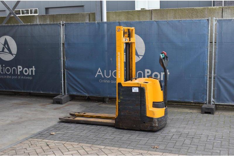 Stacker EJD 220 EJD 220- Photo 3