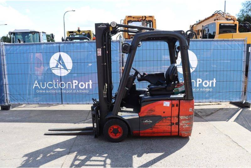 Electric forklift E15-02 E15-02- Photo 2