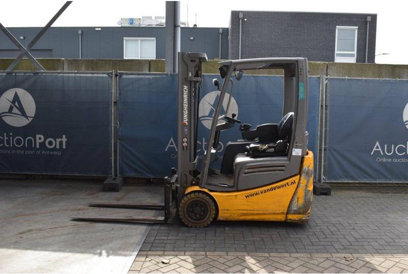 Electric forklift EFG 215 EFG 215- Photo 2