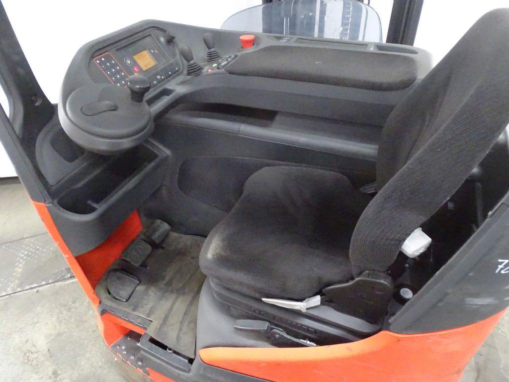 Reach truck Linde R14-01 Linde R14-01- Photo 3